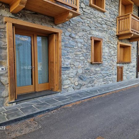 Апартаменти Grazioso Trilocale Con Ampia Terrazza К'єза-ін-Вальмаленко Екстер'єр фото